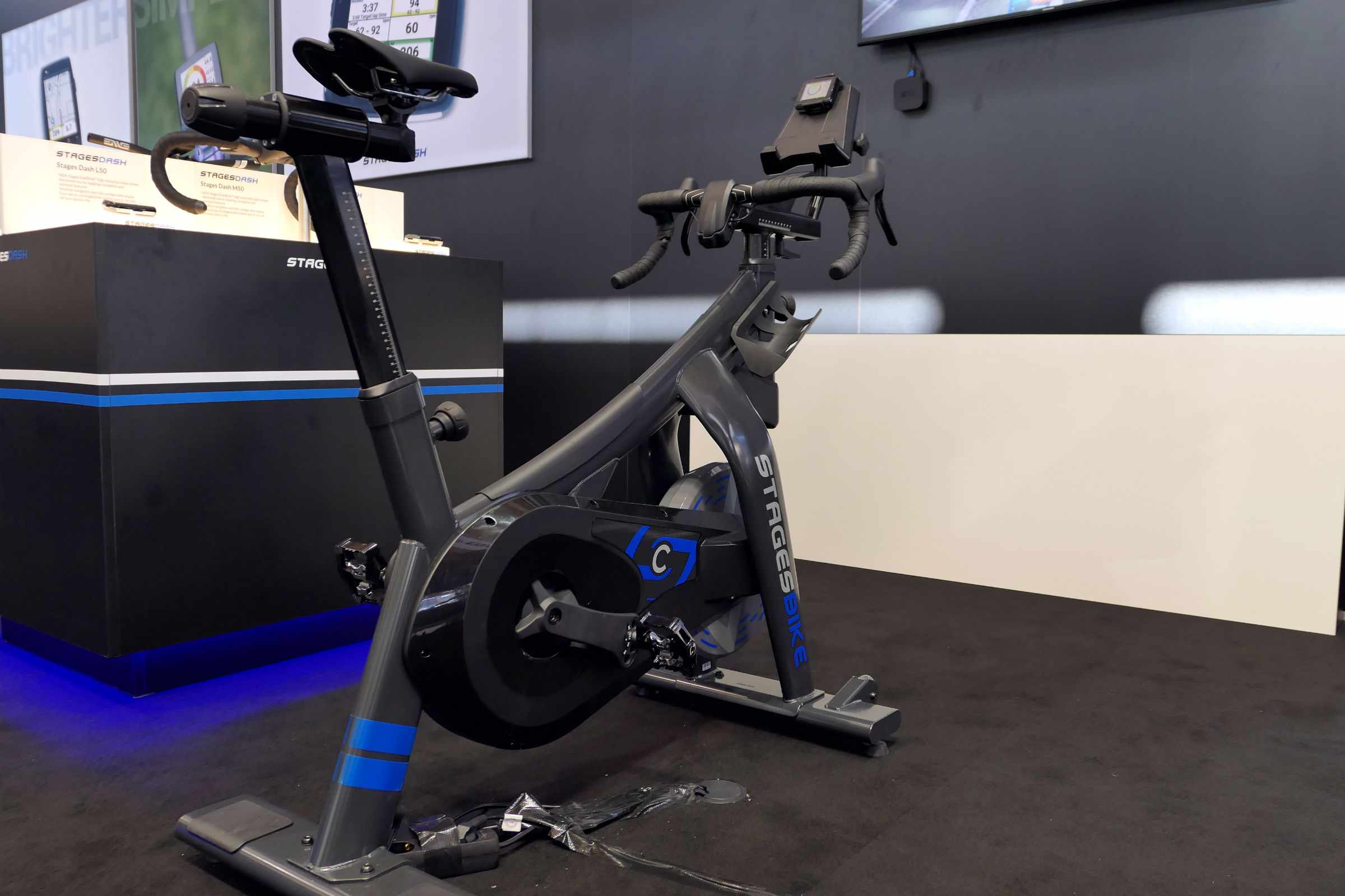 Indoor training bike